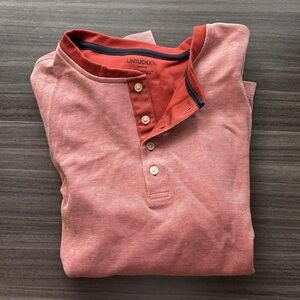 Mens Untuckit Longsleeve Henley Red